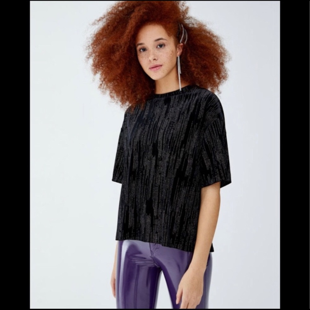 NWOT Pull & Bear Black Velvety Glitter Top Sz S